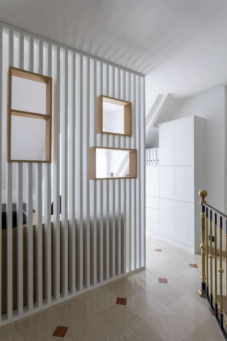Claustra with niches and storage made to measure for a telecommuting office, by Christiansen Design, Interior designer in Yvelines and Decorator in Paris, Hauts de Seine, Provence