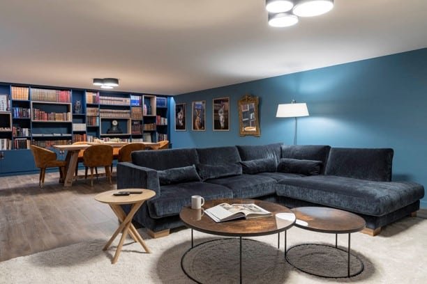 Aménagement et décoration d’un sous-sol de maison : Home cinéma et family room